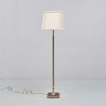 1329 4293 Golvlampa